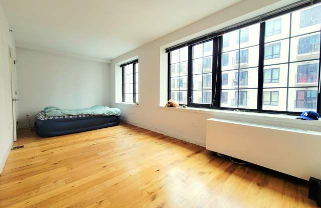 45-50 Pearson St - 45-50 Pearson Street, Queens, NY 11101