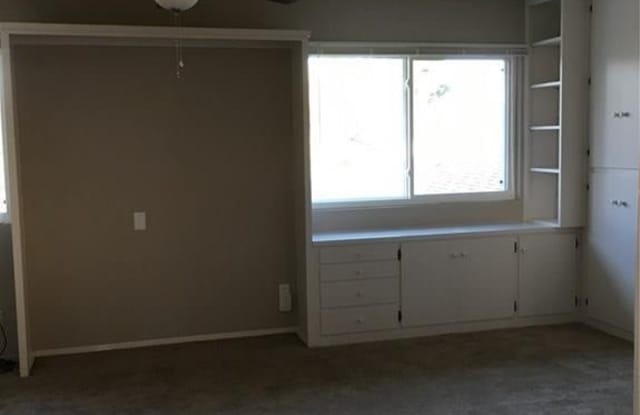 6427 Lochmoor Drive Gallery 4