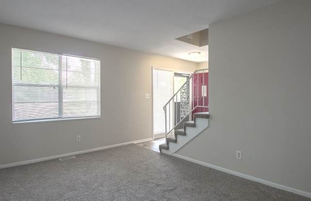 Newly Remodeled 3 Bedroom with Finished Basement Gallery 4