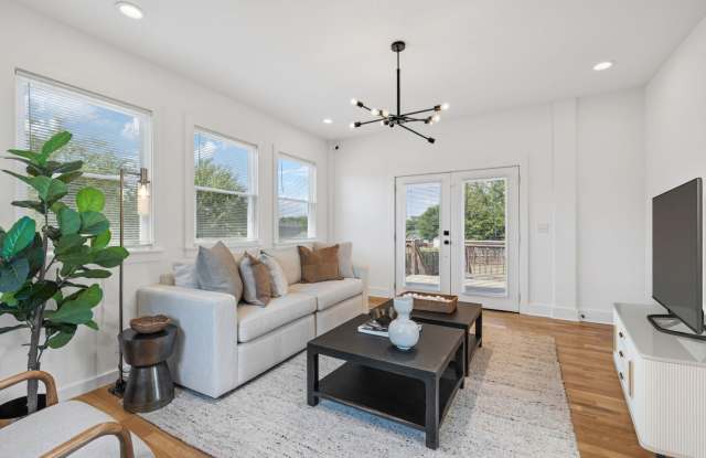 Beautifully Remodeled Home Just Minutes From Downtown Nashville photos photos Beautifully Remodeled Home Just Minutes From Downtown Nashville photos photos
