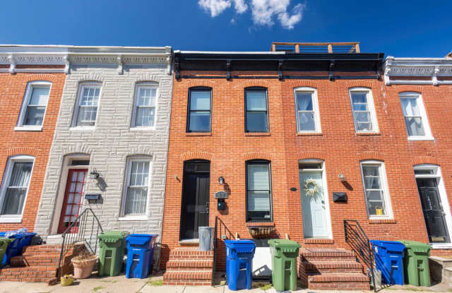 Charming 3Bed/2.5Bath in Riverside Neighborhood! photos photos