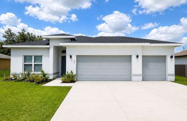 Modern Cape Coral Home with 3-Car Garage – Stylish, Spacious & Nearly New! photos photos
