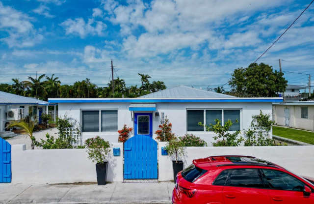 2515 Staples Avenue photos photos