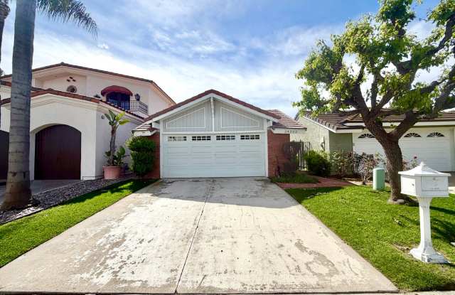 3 Bedroom 2 Bathroom Home with Private Dock Lakefront Living with Stunning Views photos photos 3 Bedroom 2 Bathroom Home with Private Dock Lakefront Living with Stunning Views photos photos