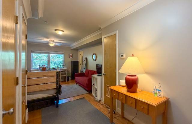 2615 4th Street NE # 204 Gallery 3