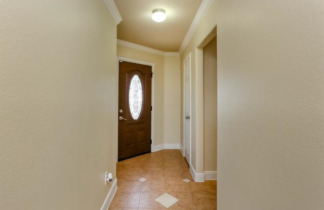 5810 Post Oak Manor Drive Gallery 3