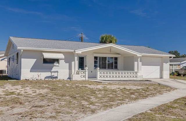 4841 Flora Ave photos photos