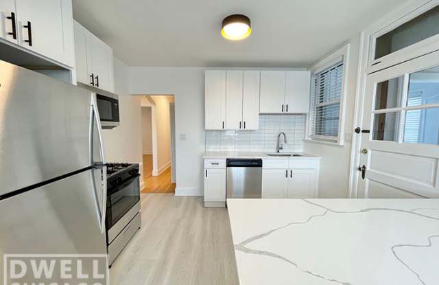 5801 N Richmond St photos photos