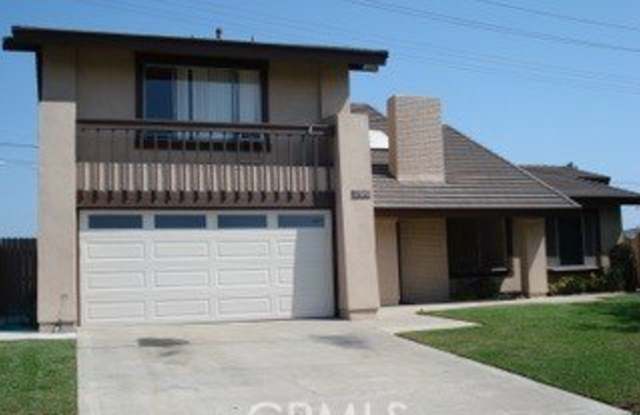 17840 San Candelo Street photos photos