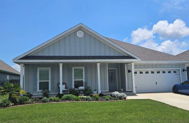Inviting 4Bed/2.5Ba Home in the Bridge Harbor Community! *1/2 Off Security Deposit for Active-Duty Military!!* photos photos