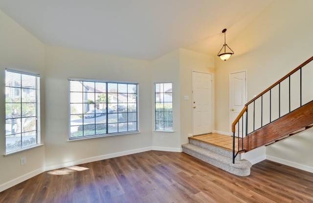 Old Almaden Valley/ 2 story 3/2 Close to Colero Reservoir with Brand New Air Conditioning Gallery 4