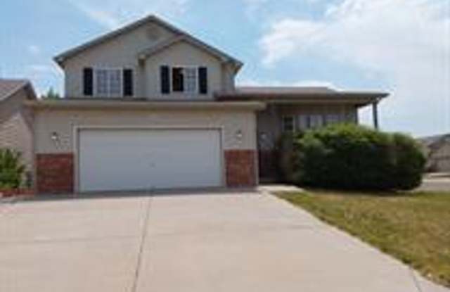 Corner-Lot Greeley Home Near Shopping, Dining & US-34/85 Gallery 1