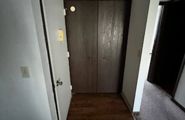 206 Cloverlane Street C photos photos