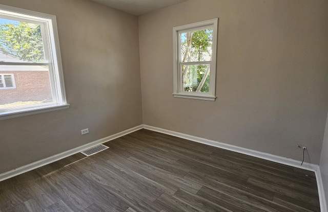 625 South Dale Court Gallery 4