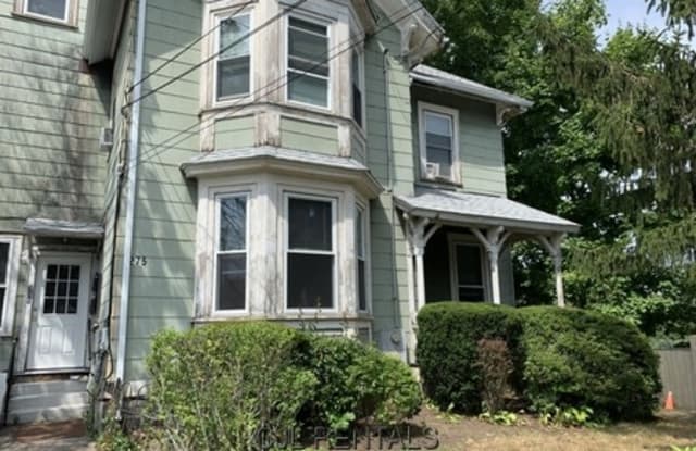 275 Crescent Street - 275 Crescent Street, Waltham, MA 02453