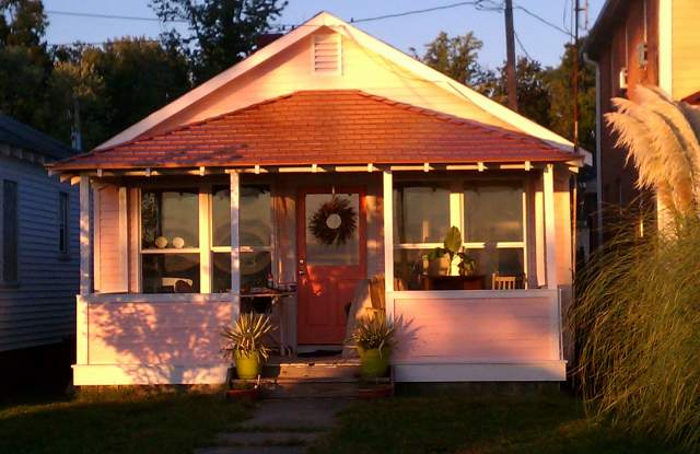 2002 Beach Ave photos photos