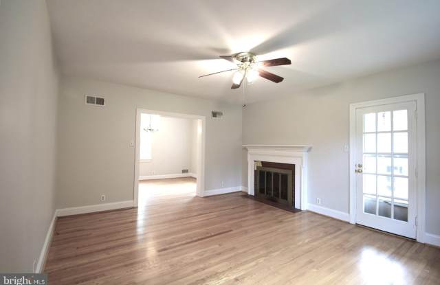 133 MAURY Gallery 4