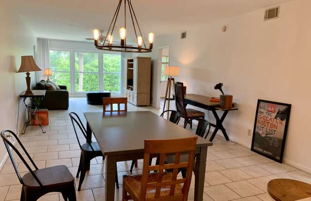 118 Palm Dr photos photos