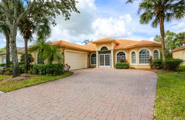 ***POOL HOME ON CANAL***GREAT FOR FISHING AND KAYAKING***3 BED/2 BATH SINGLE FAMILY***GREAT COMMUNITY*** Gallery 4