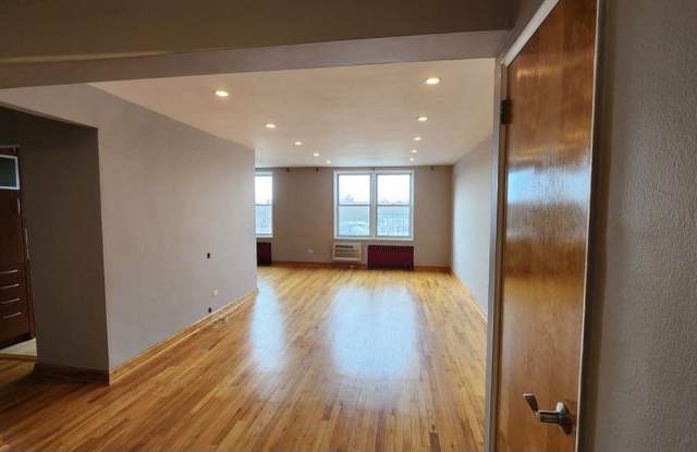 2580 Ocean Pkwy # 6654 Gallery 4