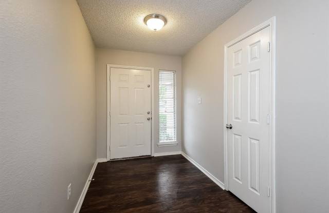 7956 Clear Brook Circle Gallery 2