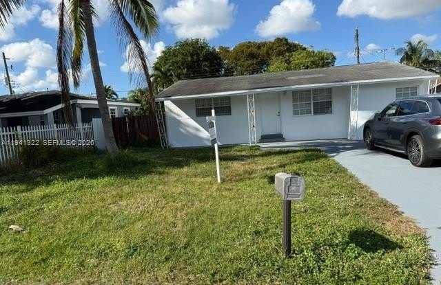 4871 SW 24th Ave photos photos