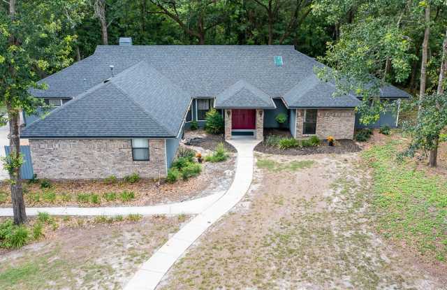 Park Avenue- 4 Bedroom/3 Bath - BEAUTIFUL! photos photos