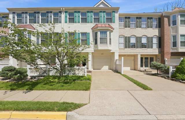 Perfectly positioned in the heart of Vienna, this beautifully cared for townhome offers a blend of comfort, style, and everyday convenience. photos photos