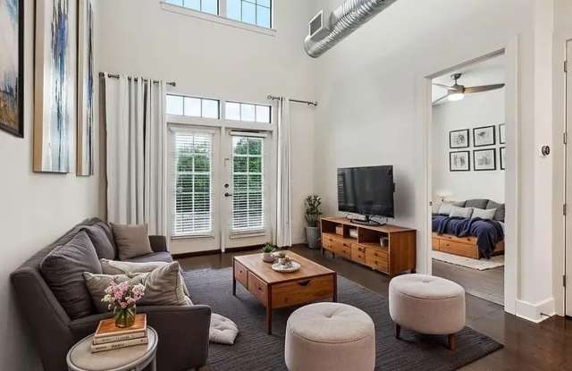 3 Bedroom Townhome in a Gated Community | 333 Lofts - 333 East Boyd Drive, Baton Rouge, LA 70808