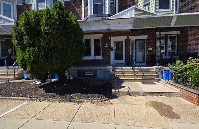 4534 N SMEDLEY Street Gallery 1