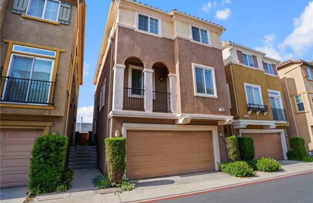 1309 Songbird Way - 1309 Songbird Way, Los Angeles, CA 90501