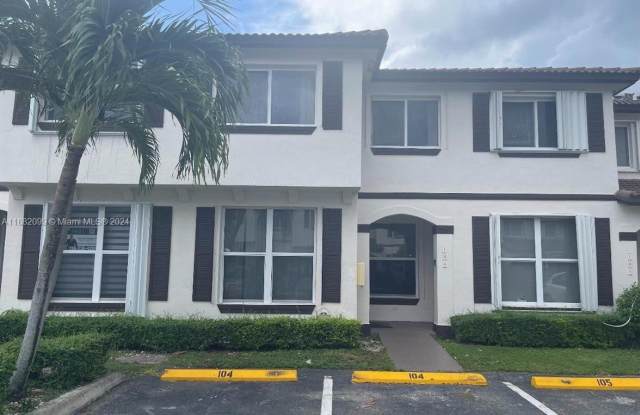 8555 SW 152nd Ave - 8555 Southwest 152nd Avenue, Kendall West, FL 33193
