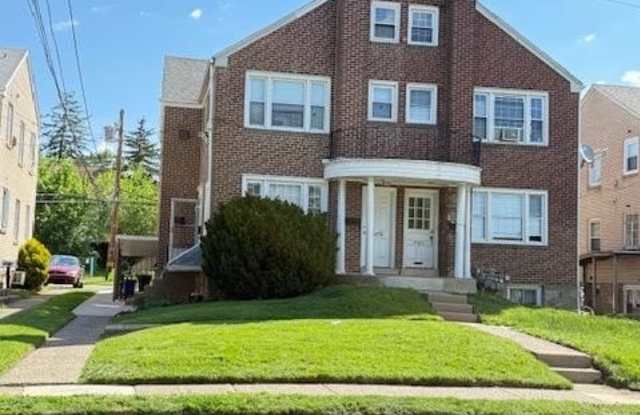 807 BURMONT ROAD photos photos