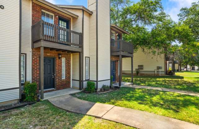 River Crossing Townhome - 2Bd-2.5BA - Redone to the Nines -  W/D - Resort Pool photos photos