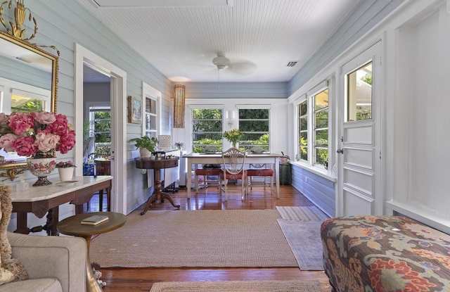 629 N Lakeside Drive Gallery 4