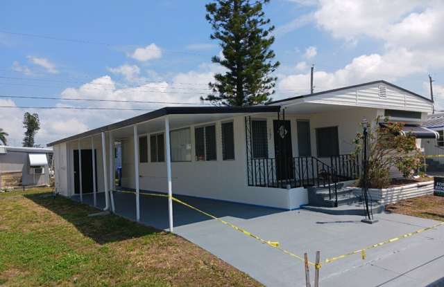 55+ community photos photos