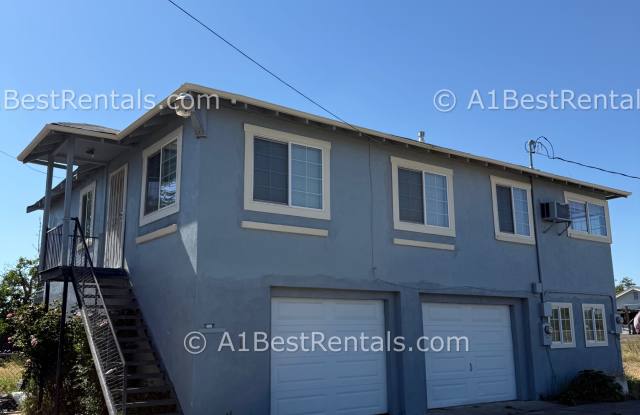 5351 Yosemite Boulevard - 1 photos photos