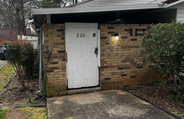 226 South Link Avenue - 226 South Link Avenue, Salisbury, NC 28144