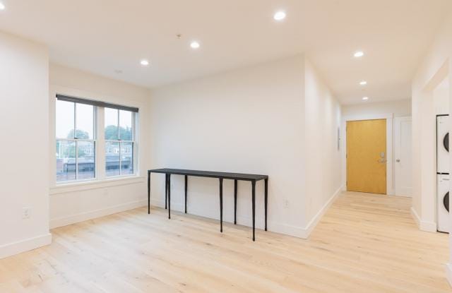 495 Trapelo Rd. - 495 Trapelo Road, Belmont, MA 02478