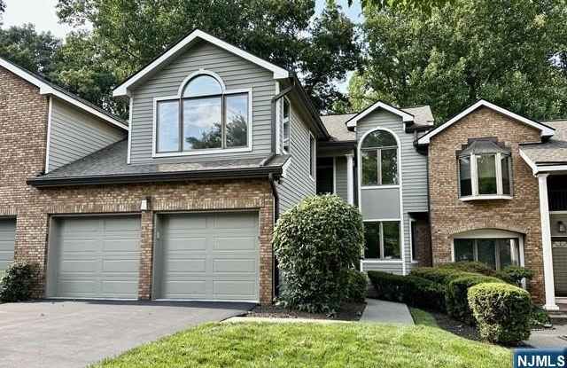25 Lakeview Drive - 25 Lakeview Drive, Old Tappan, NJ 07675