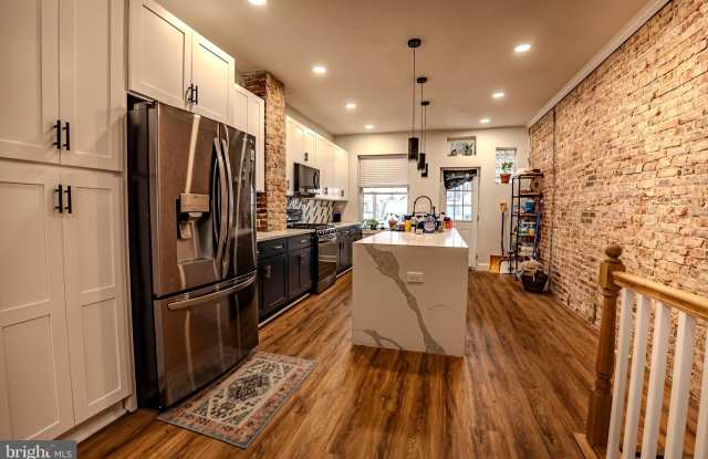 3819 HUDSON STREET photos photos