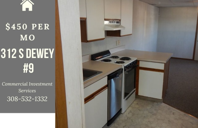 312 S Dewey St - 312 S Dewey St, North Platte, NE 69101