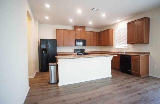 4/2.5 House in South Austin Gallery 3