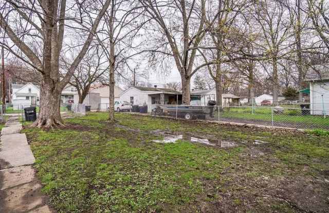 Updated 3-Bedroom Home with Fenced Yard & Off-Street Parking Gallery 4