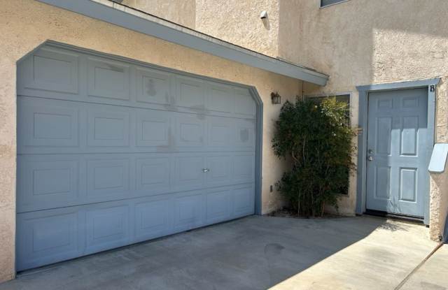 Please call Vaughn Realty Property Management, 760-446-6561 to set up an appointment. photos photos