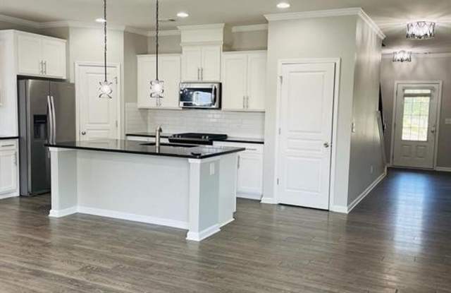 411 Timberleaf Road Gallery 3