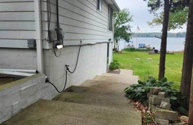 8463 Hillpoint Drive Gallery 4