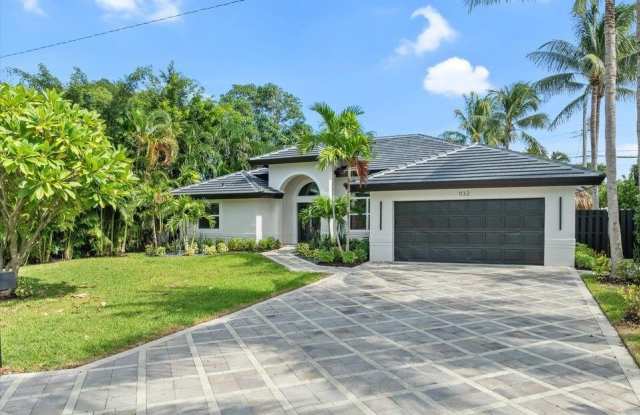 1132 NE 3rd Avenue photos photos