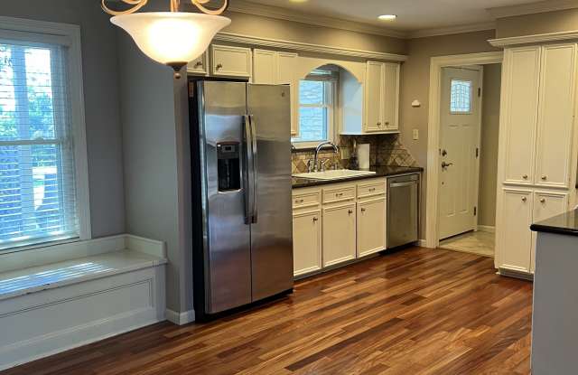 6914 Chinook Drive Gallery 2