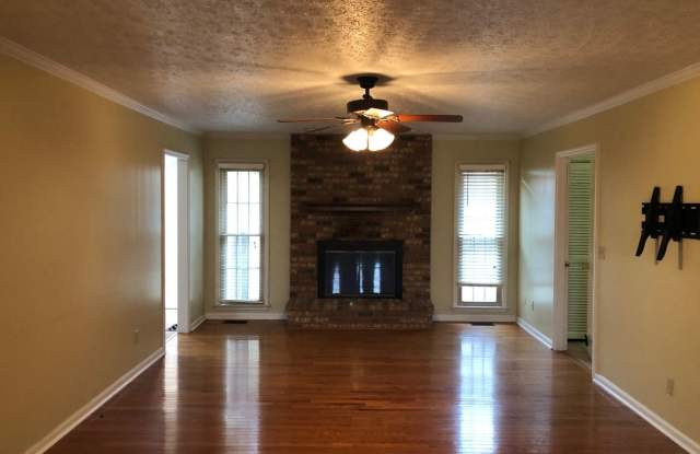 501 Brookhaven Trail Gallery 4
